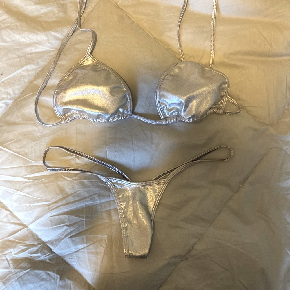 Silver Minikini